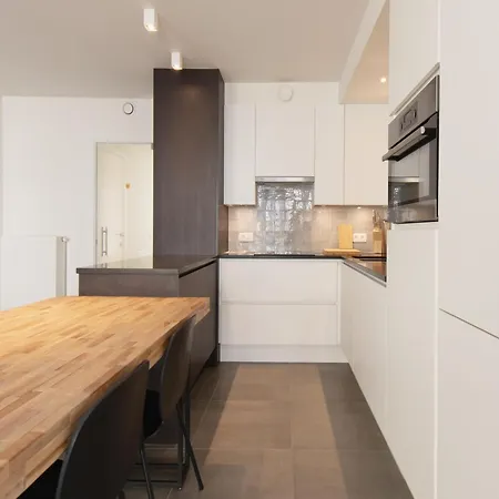 Apartmán In Belgium With Private Terrace *